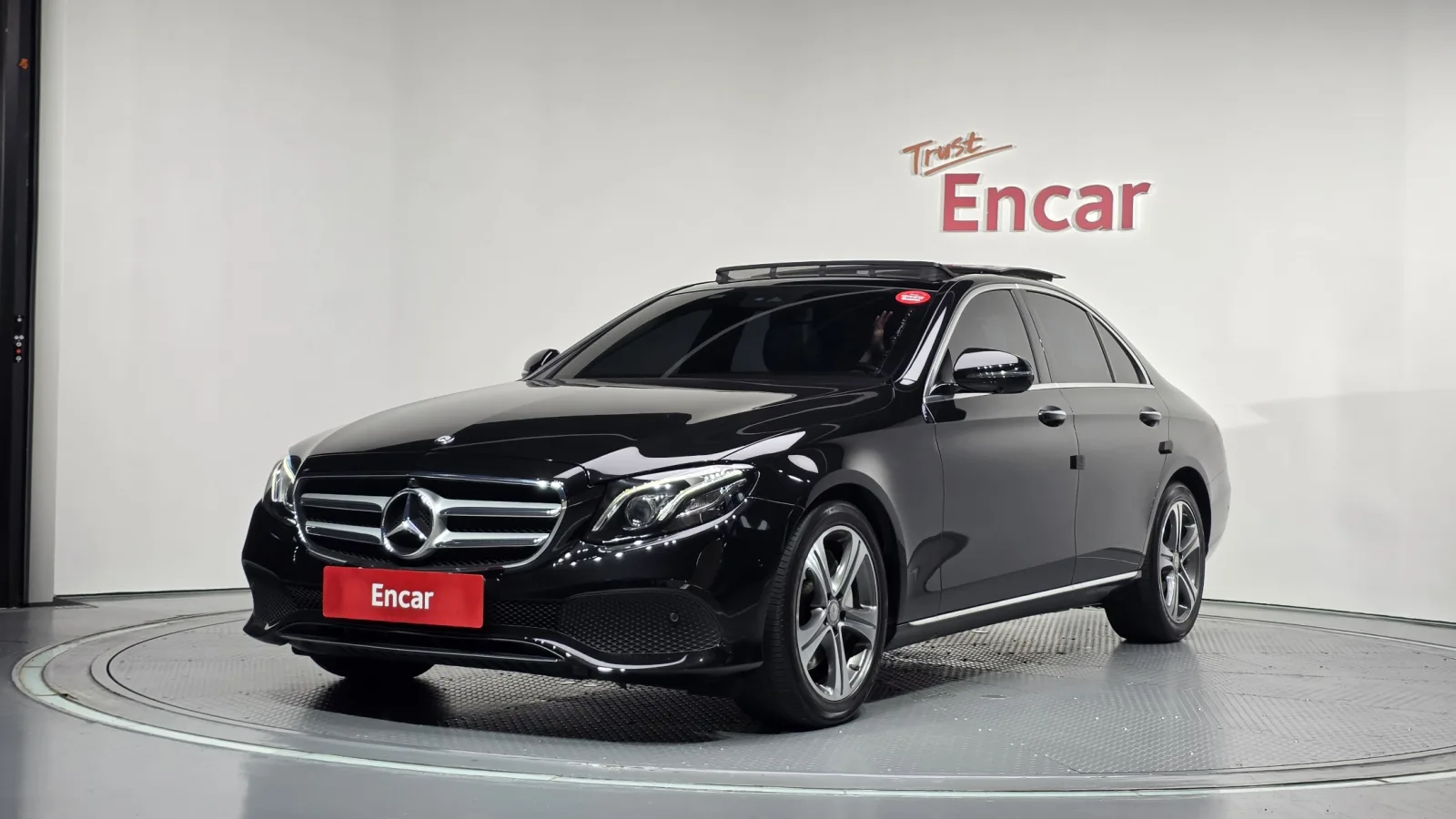 2017 Mercedes-Benz E-Class