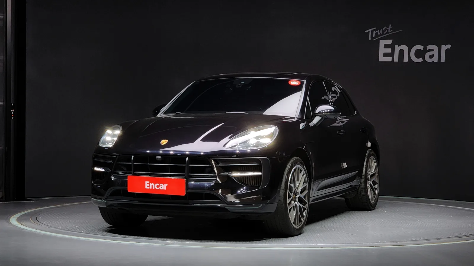 2021 Porsche Macan