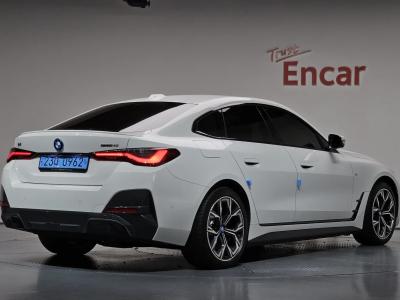 2024 BMW i4