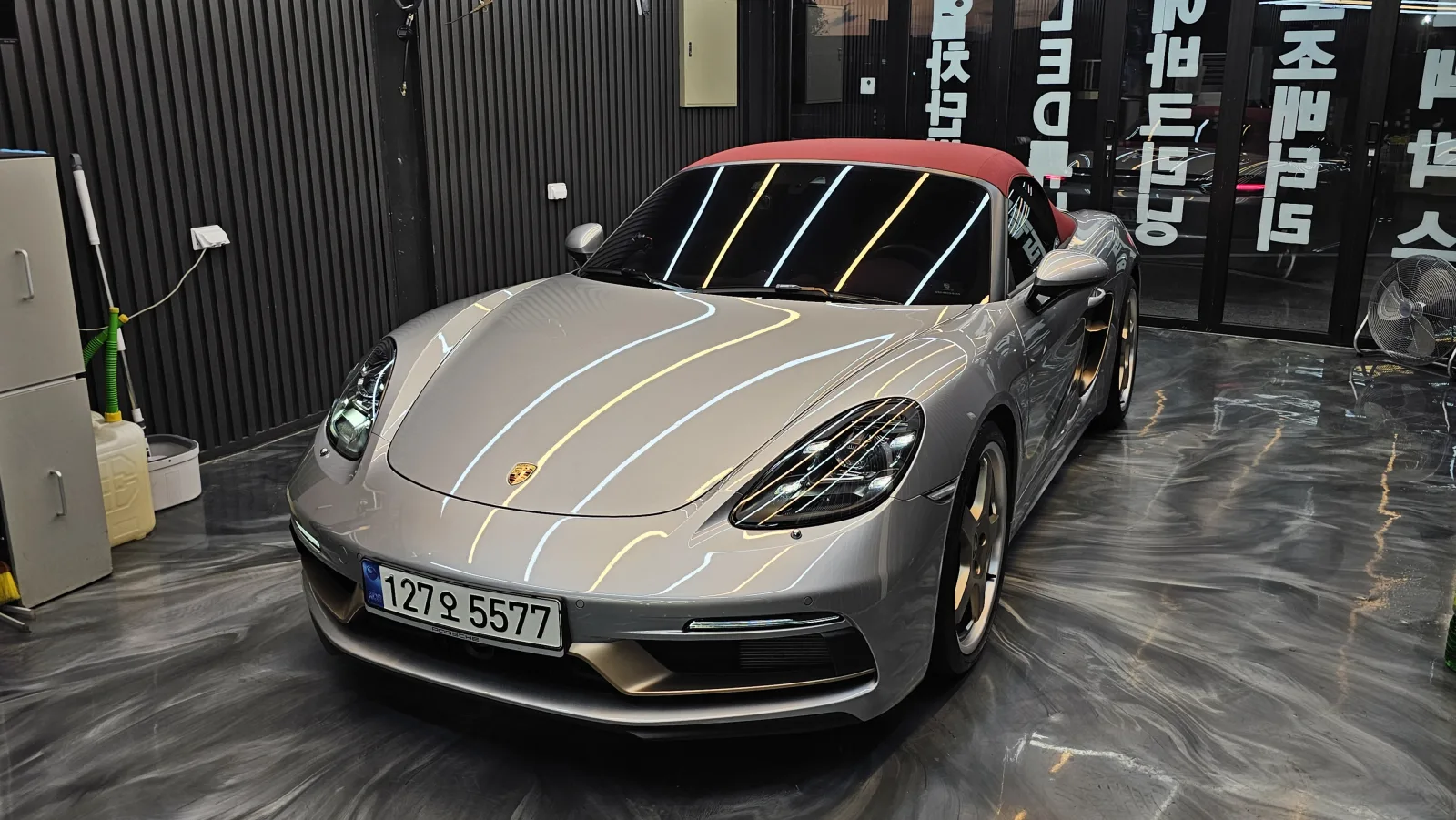 2021 Porsche 718