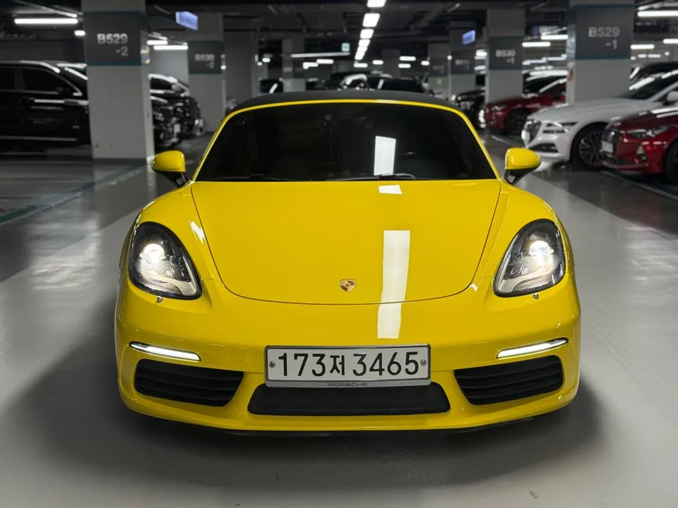2019 Porsche 718