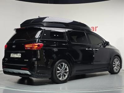 2016 Kia Carnival