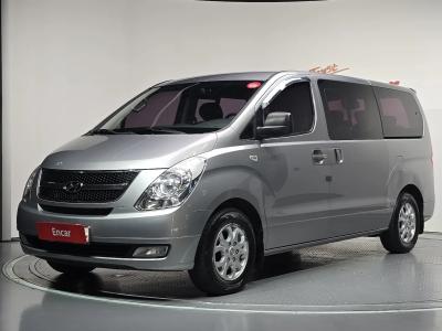 2012 Hyundai Starex