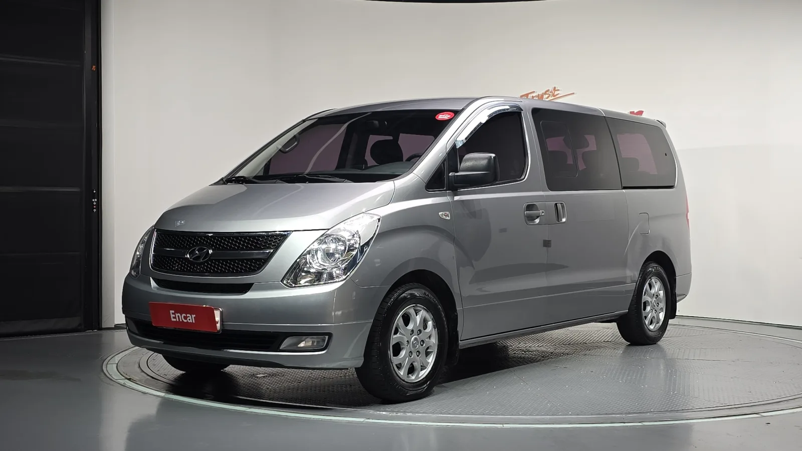 2012 Hyundai Starex