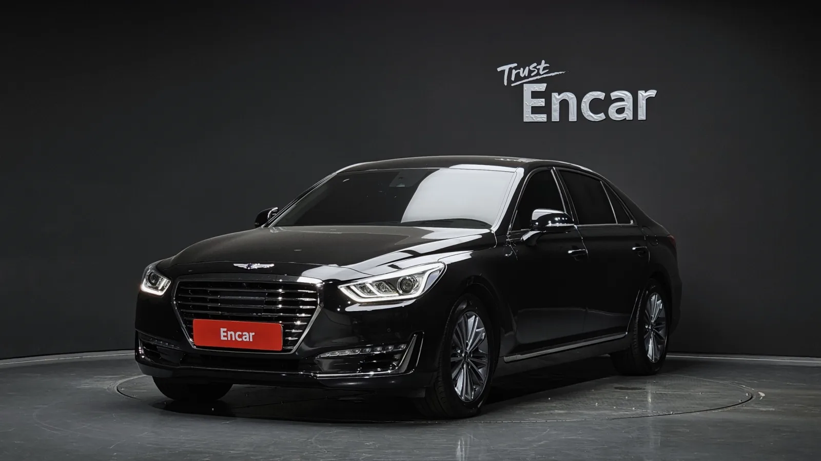 2016 Genesis EQ900