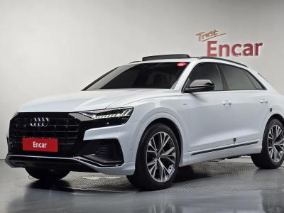 Audi Q8 2022
