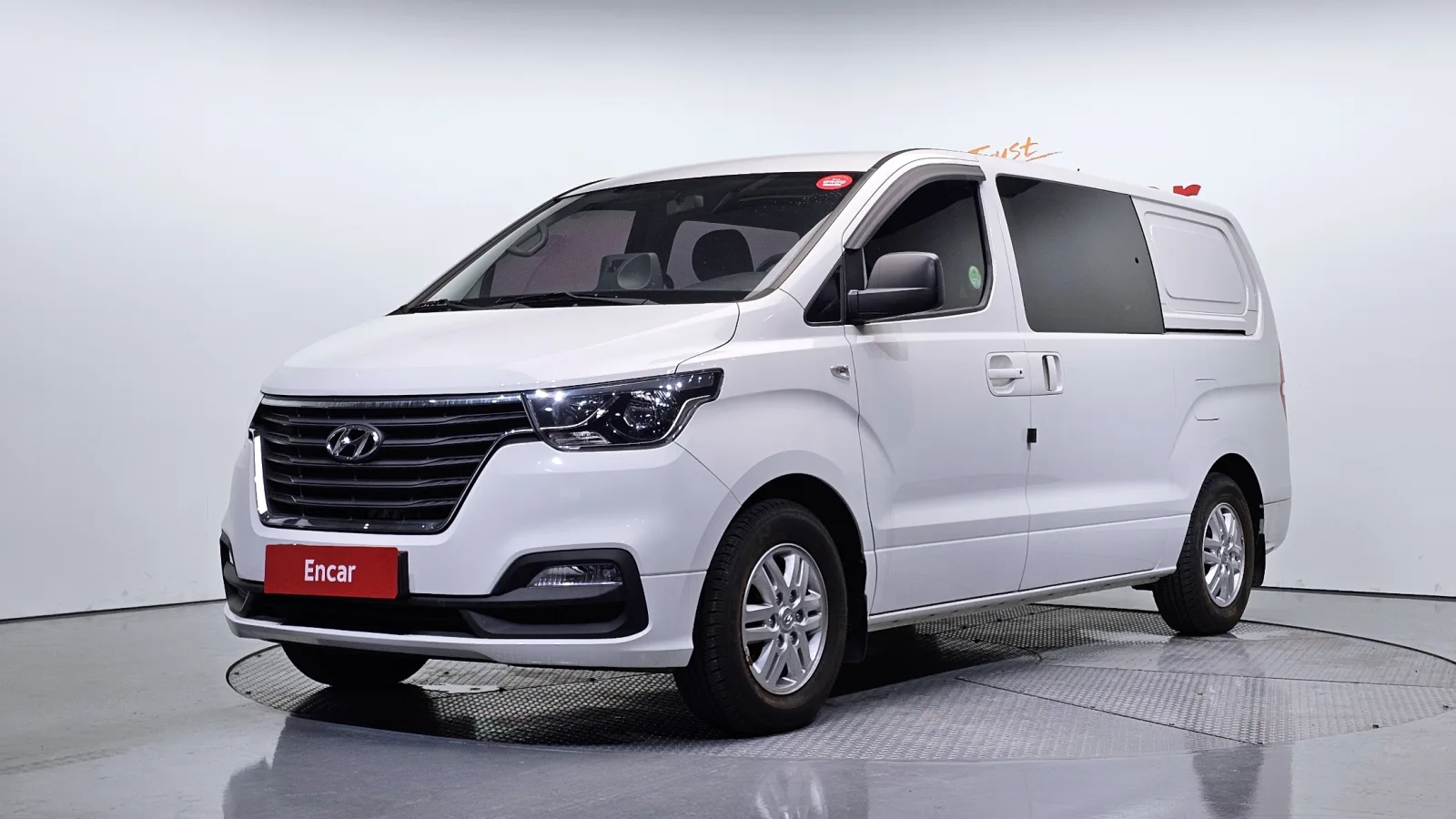 2020 Hyundai Starex