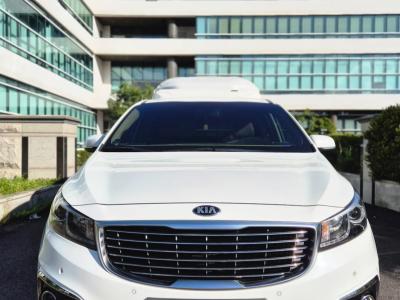 2016 Kia Carnival