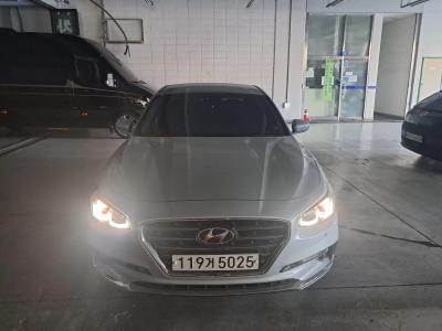 2018 Hyundai Grandeur
