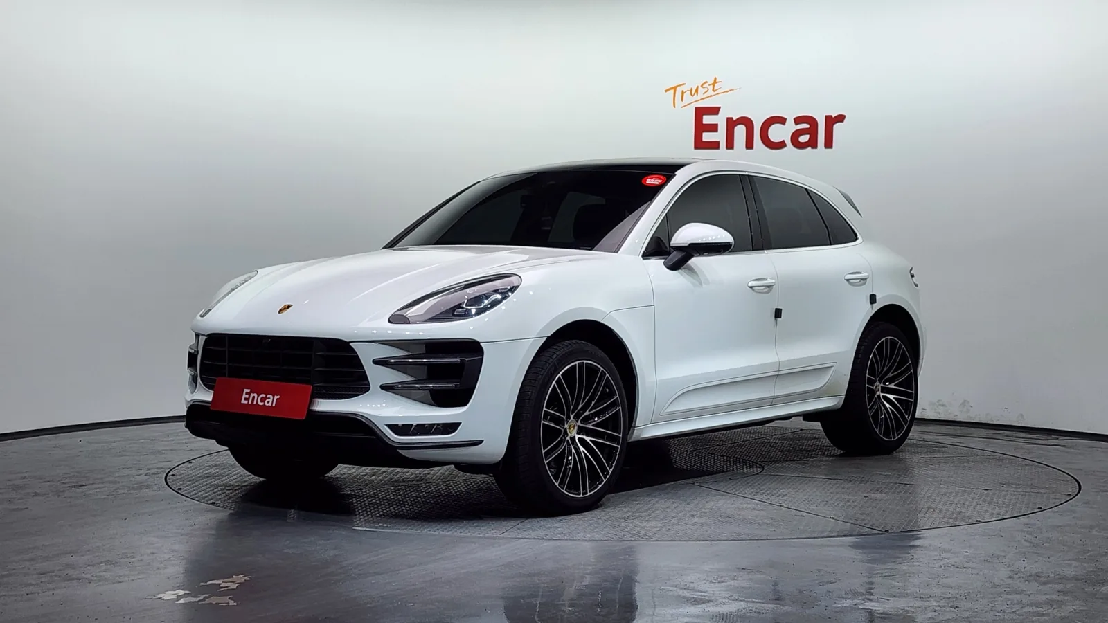 2017 Porsche Macan
