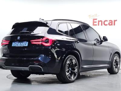 2023 BMW iX3