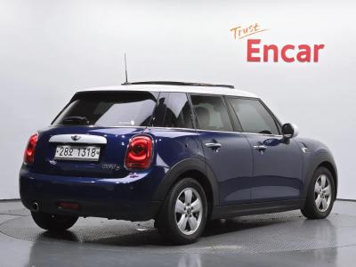 2015 MINI Cooper