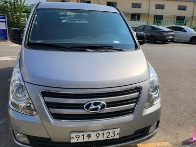 2016 Hyundai Starex