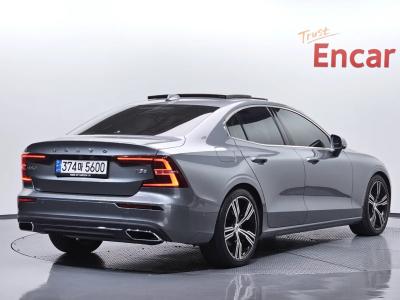 2020 Volvo S60