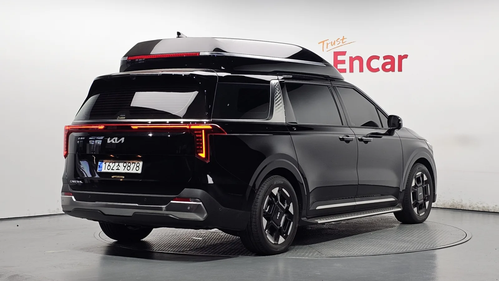 2025 Kia Carnival