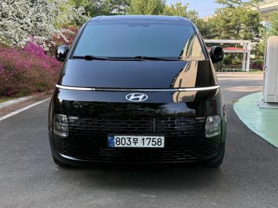 2025 Hyundai Staria