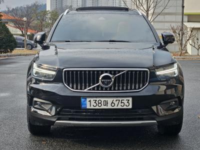 2021 Volvo XC40