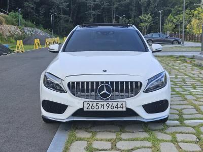 2016 Mercedes-Benz C-Class