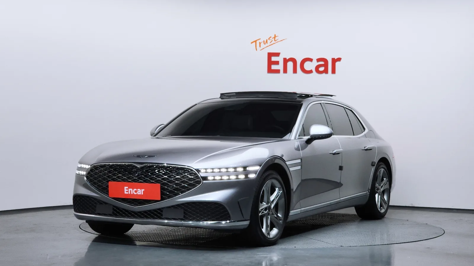 2023 Genesis G90