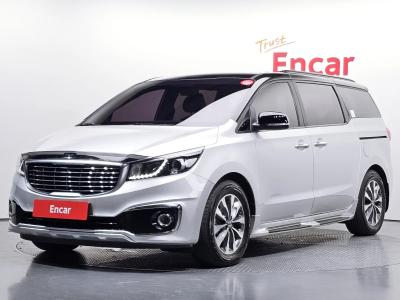 2015 Kia Carnival