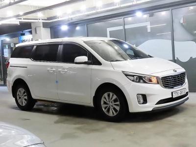 2017 Kia Carnival