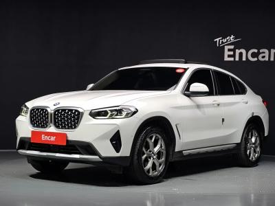 2022 BMW X4