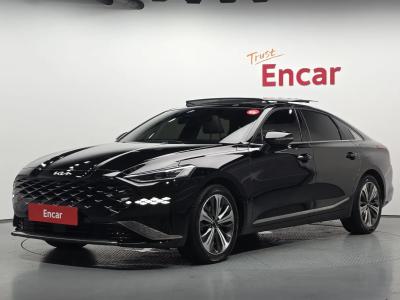 2022 Kia K8