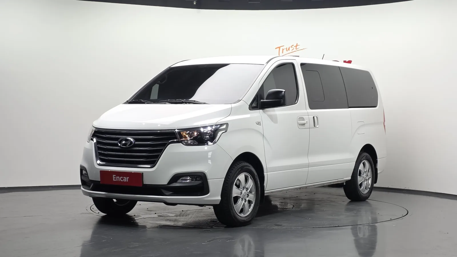 2020 Hyundai Starex