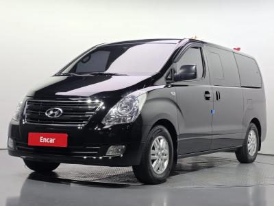 2017 Hyundai Starex