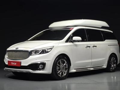 2015 Kia Carnival