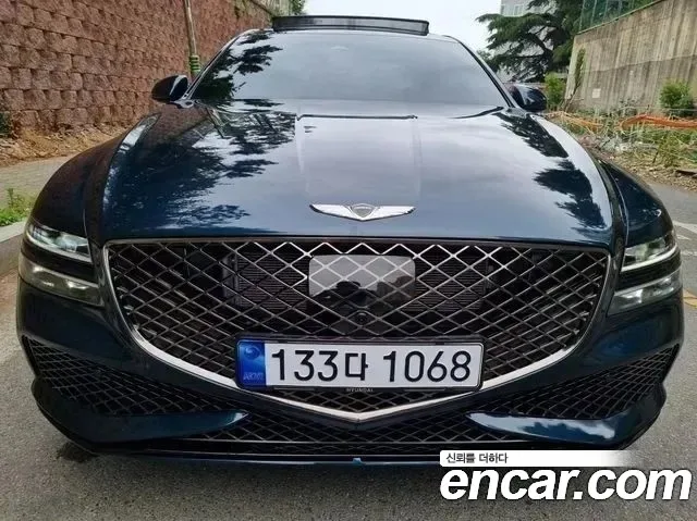 2023 Genesis G80