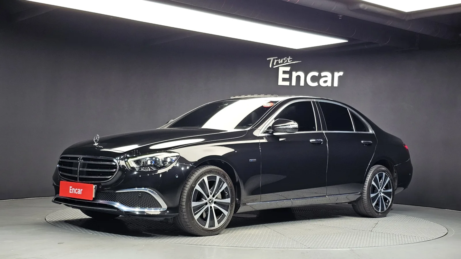 2021 Mercedes-Benz E-Class