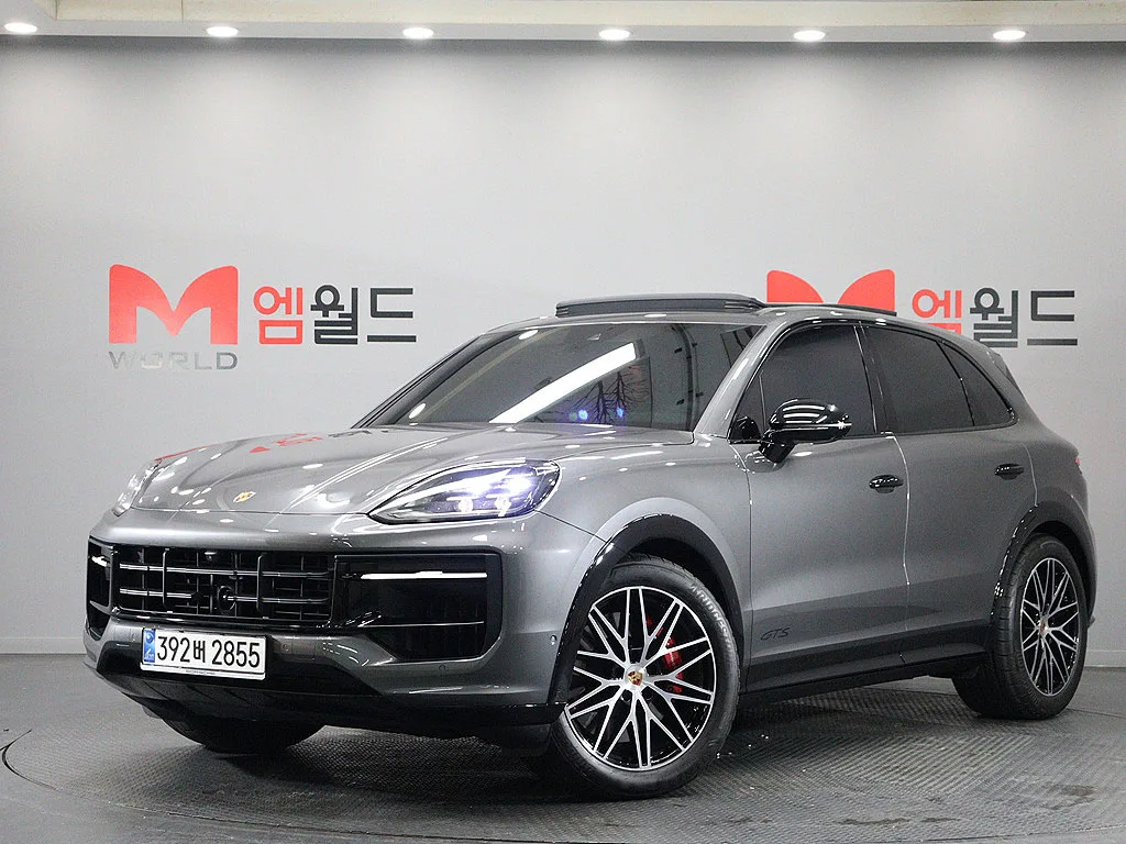 2025 Porsche Cayenne