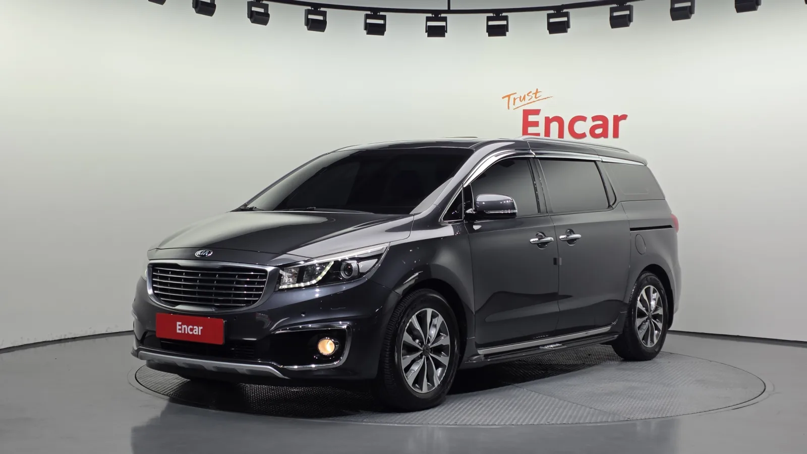 2017 Kia Carnival