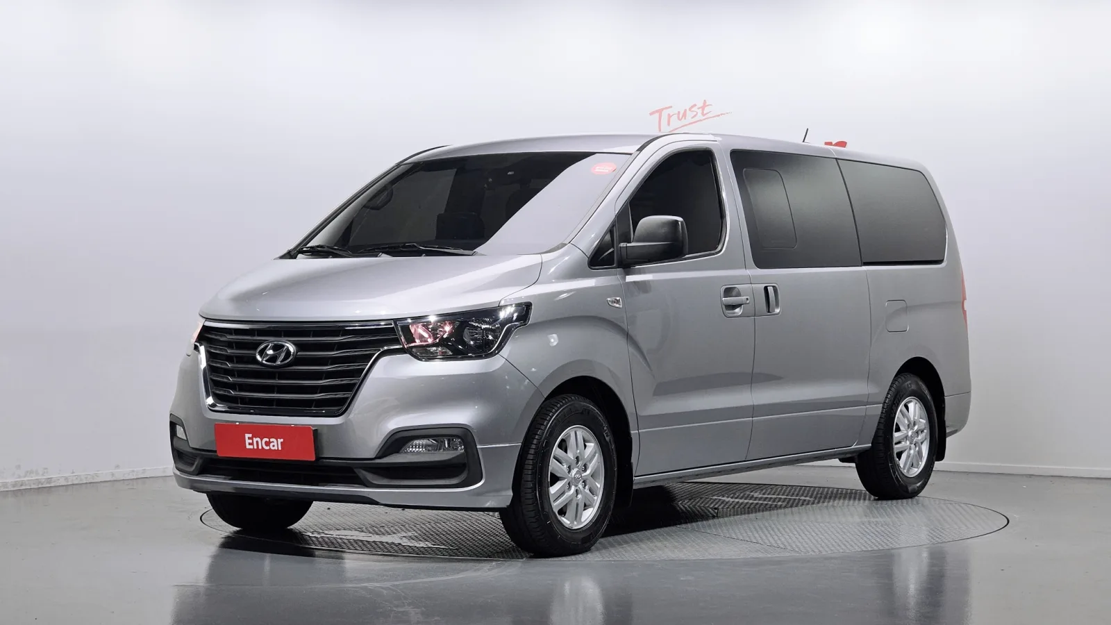 2019 Hyundai Starex