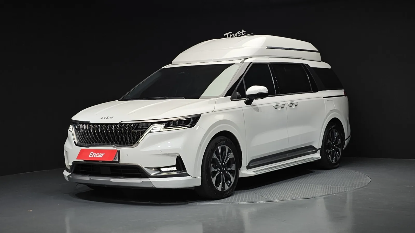 2023 Kia Carnival