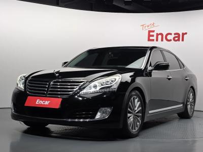 2013 Hyundai Equus