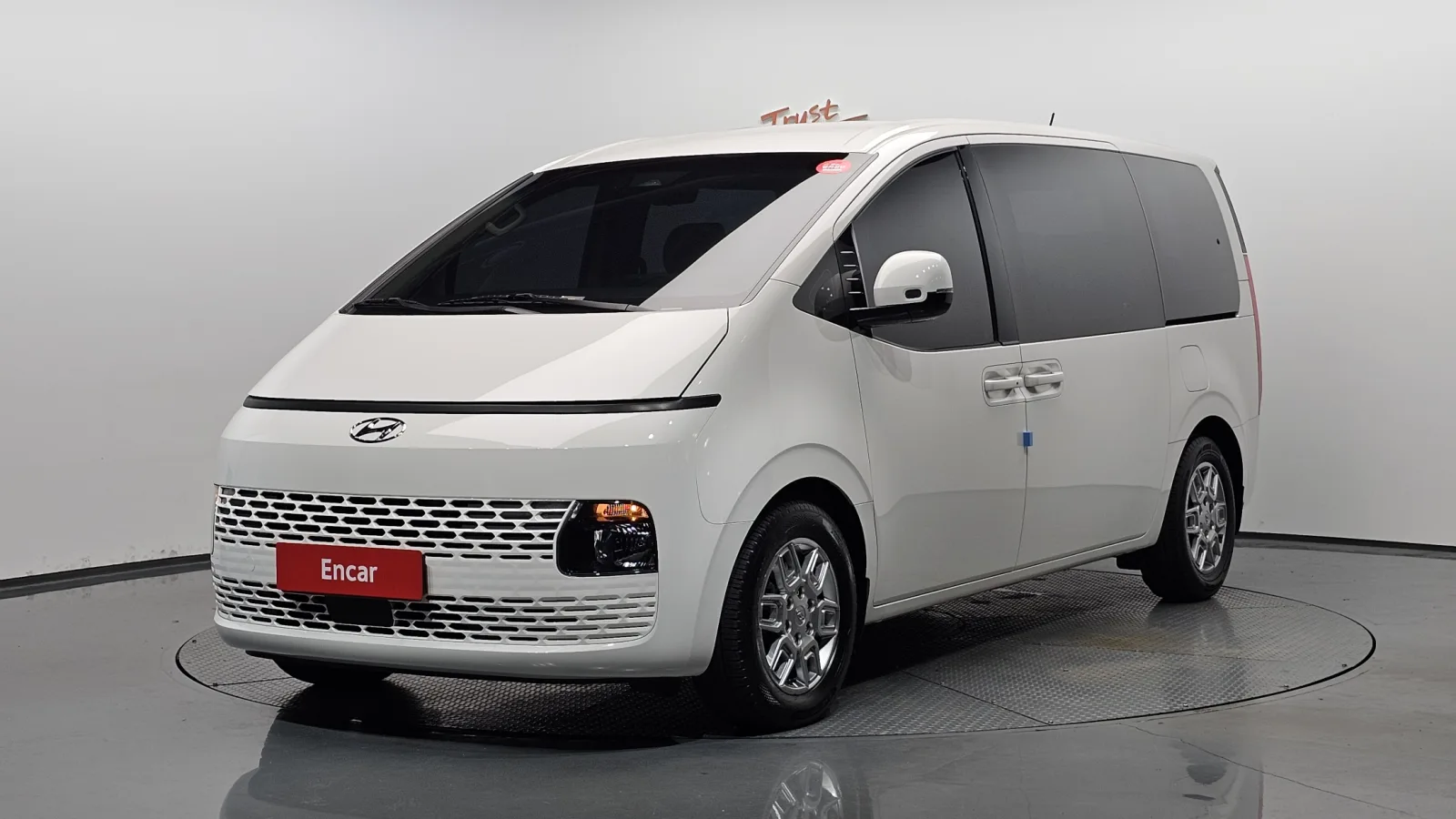 2022 Hyundai Staria