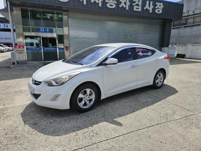 2012 Hyundai Elantra