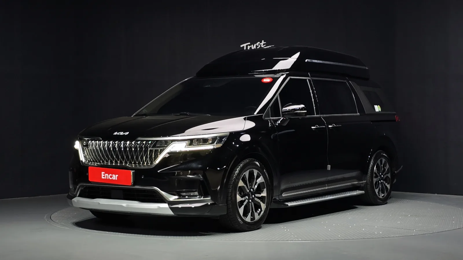 2023 Kia Carnival