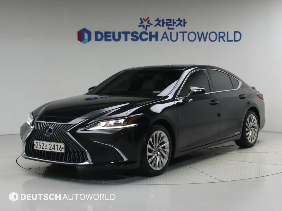 2021 Lexus ES