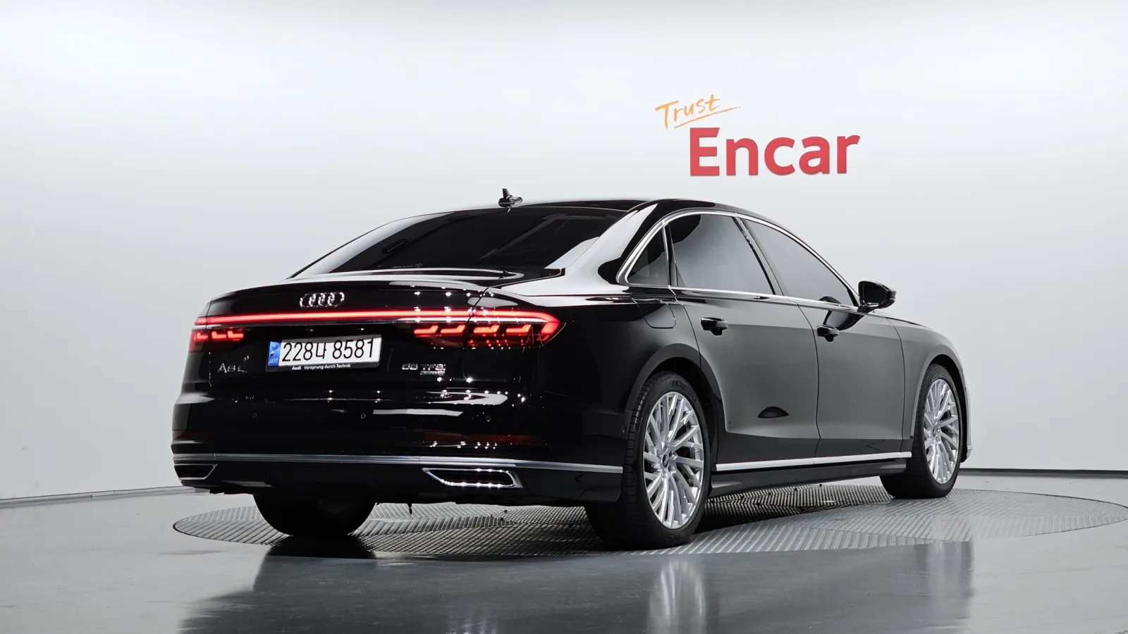 2021 Audi A8