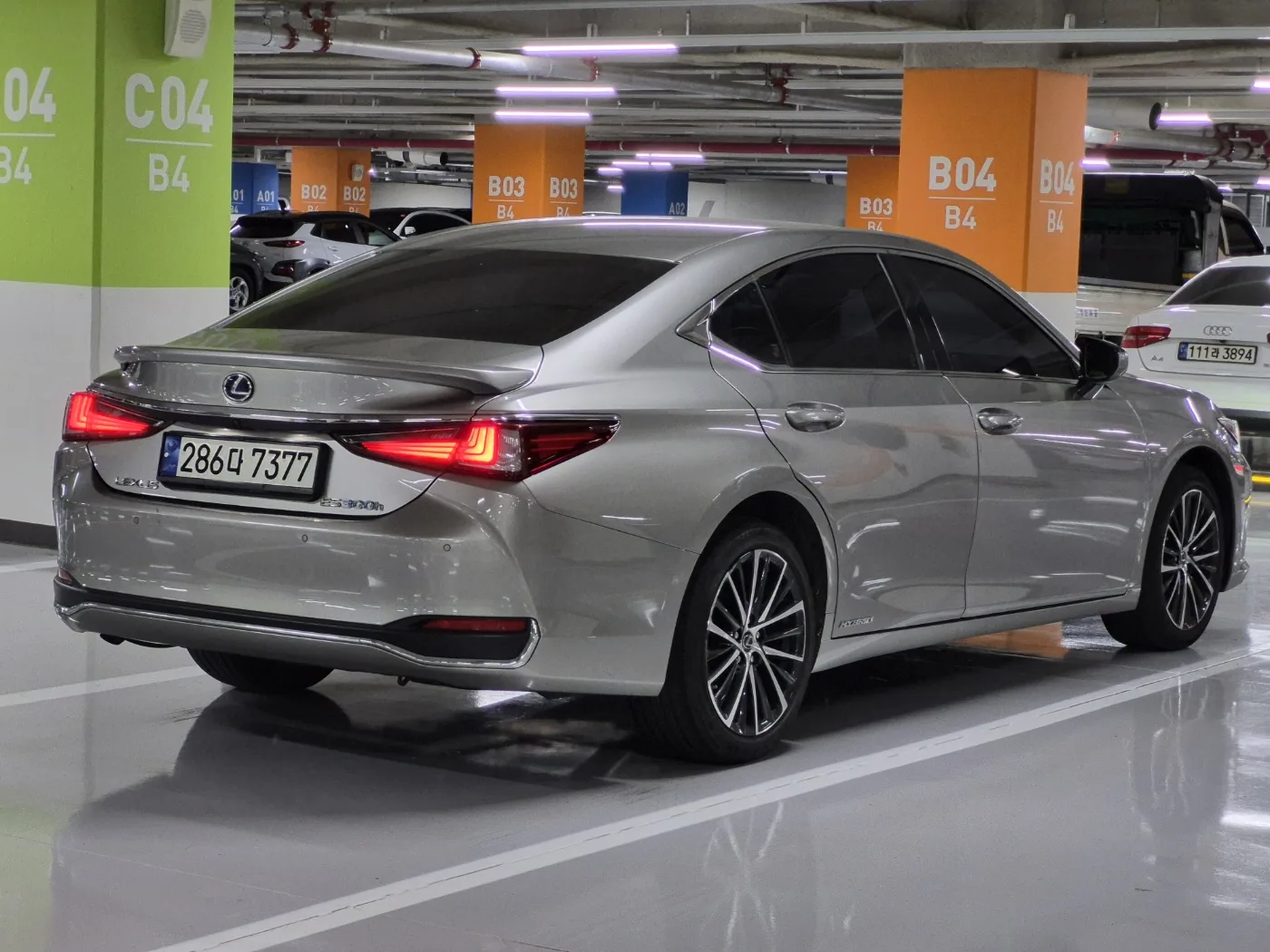 2022 Lexus ES