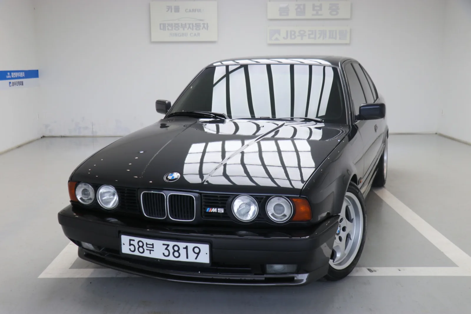 1989 BMW M5