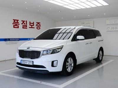 2015 Kia Carnival