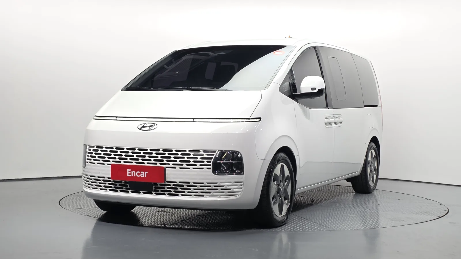 2022 Hyundai Staria