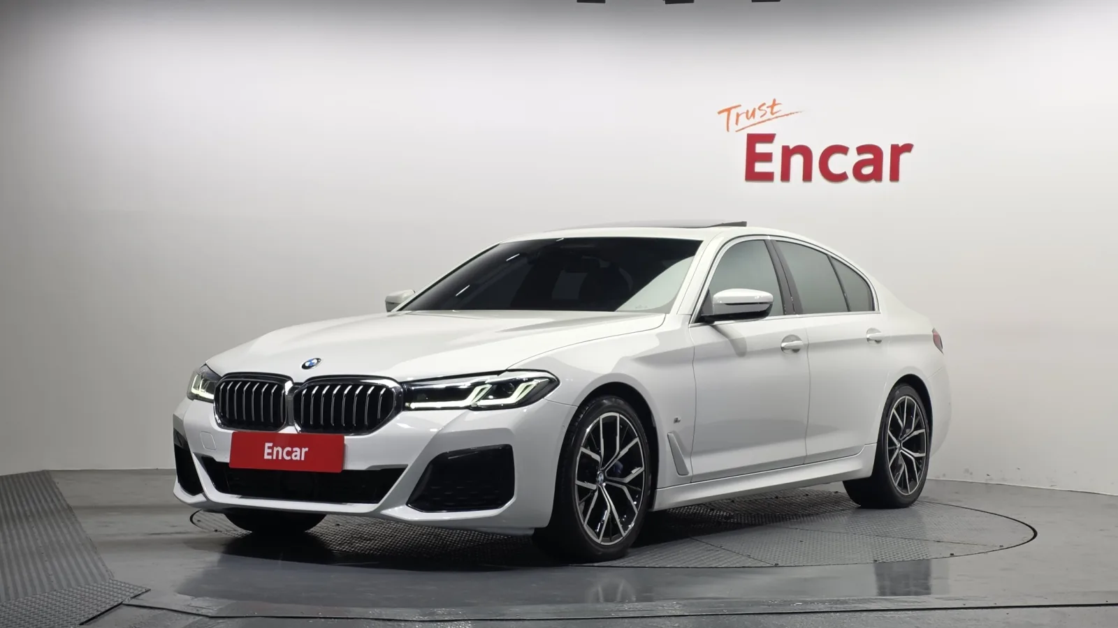 2023 BMW 5-Series