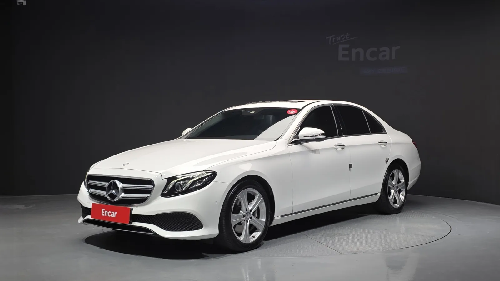 2017 Mercedes-Benz E-Class