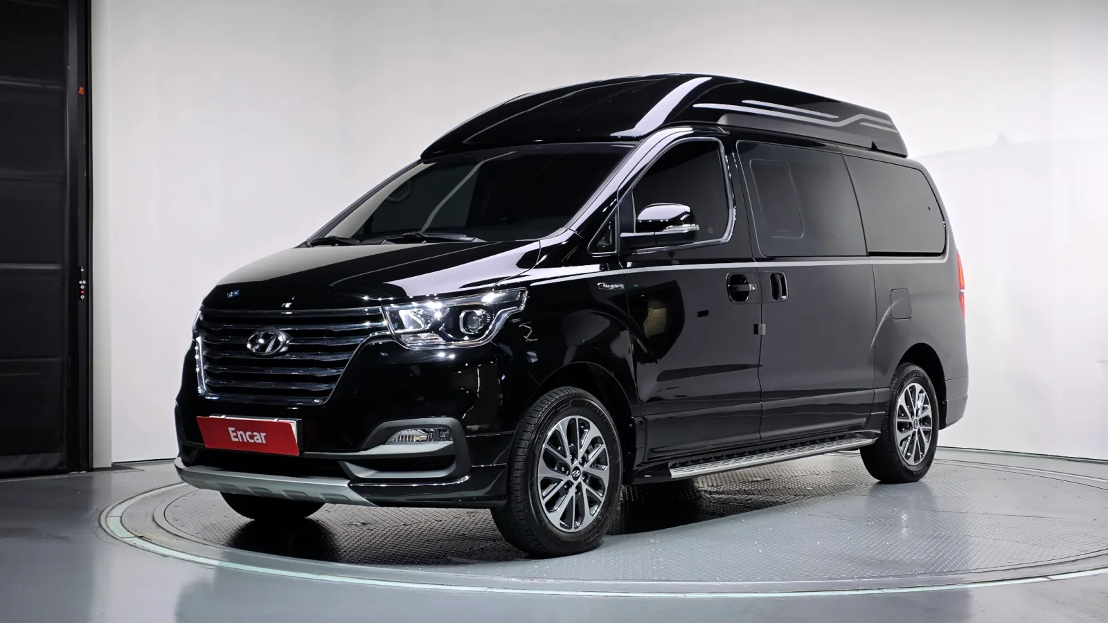 2020 Hyundai Starex