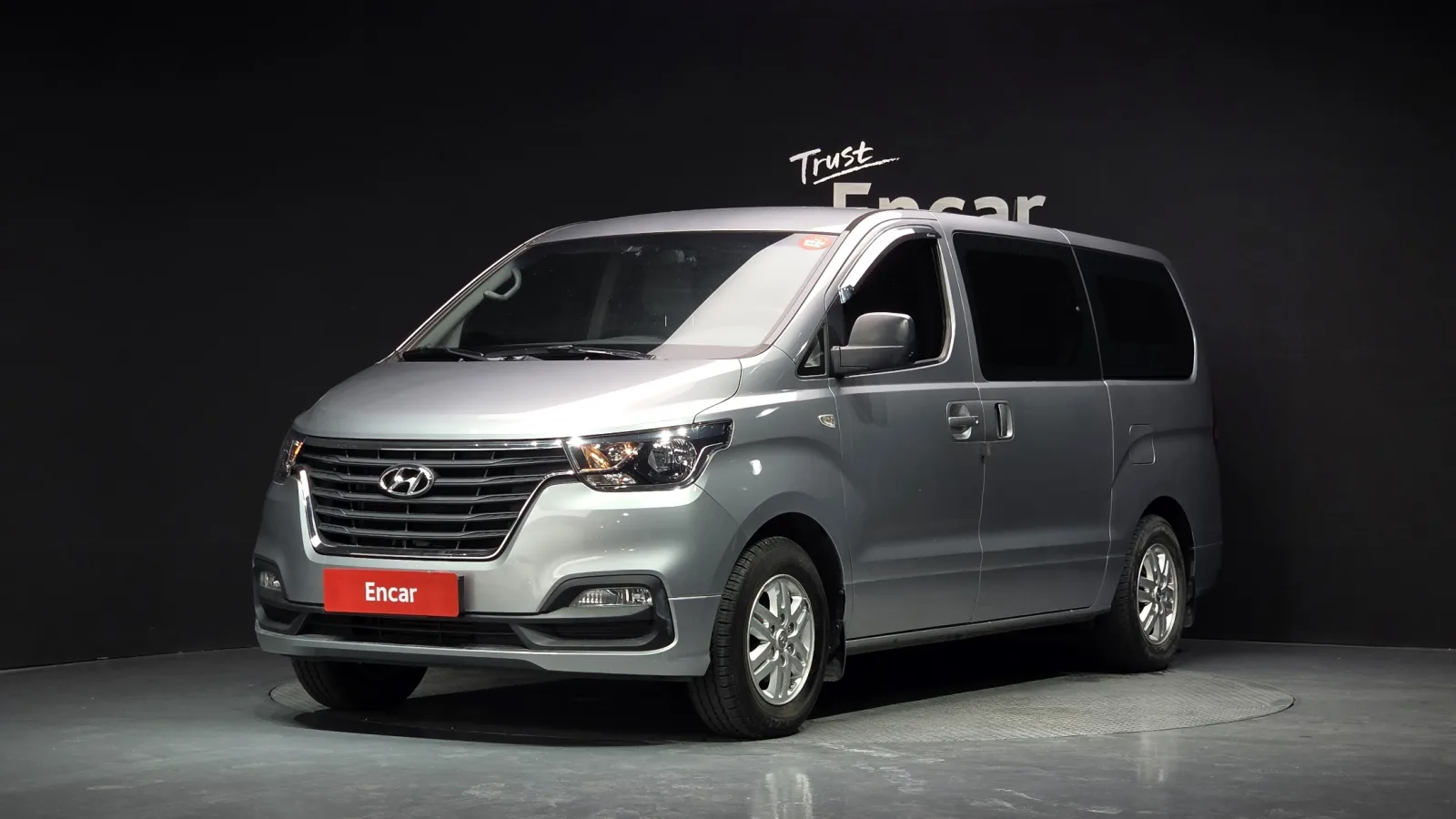 2019 Hyundai Starex